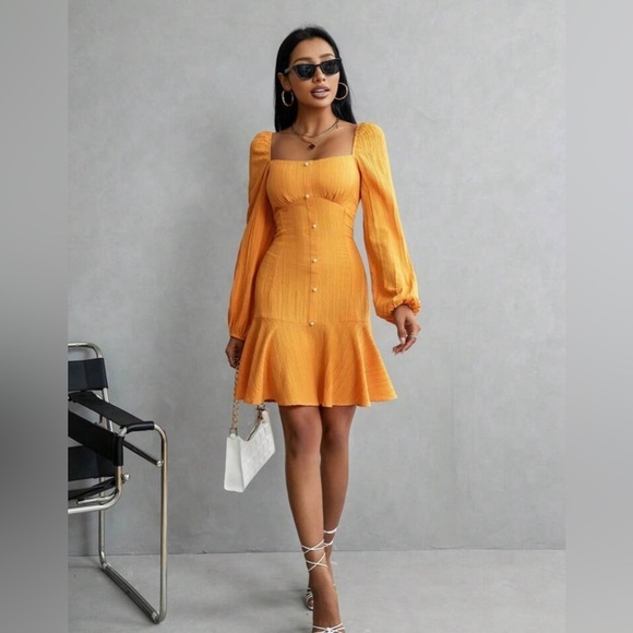✨Vibrant Marigold Pleated Dress with Button Front and Bishop Sleeves SZ Small💕✨ - Picture 1 of 5